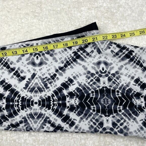 Victoria's Secret Sport Knockout Capri Black White Tie Dye - Picture 11 of 11
